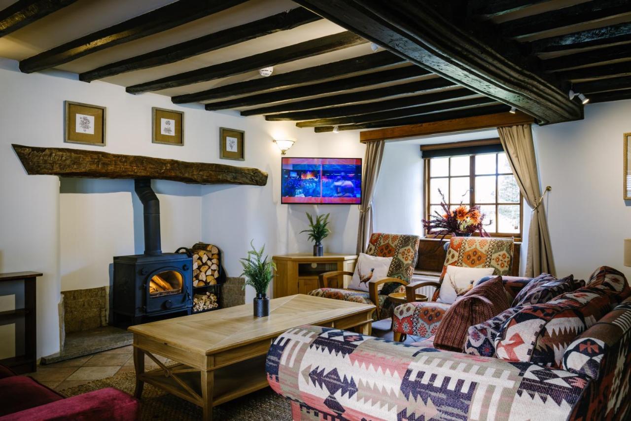 فيلا Beautiful Grade 2 Listed Building - West Wing باونيس أون وينديرمير المظهر الخارجي الصورة